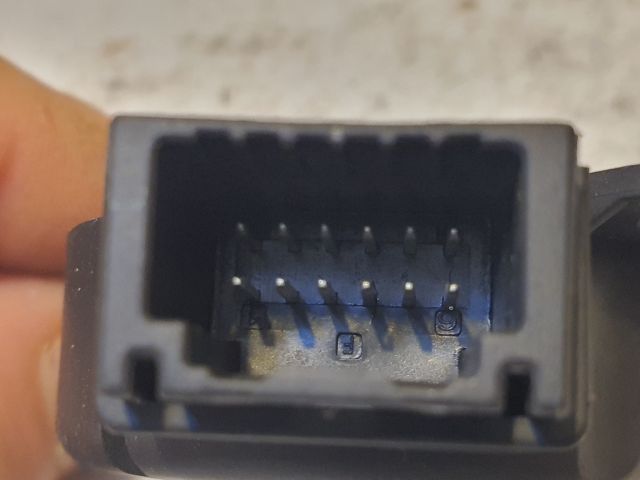 bontott DACIA DUSTER Tolatóradar Hangszóró