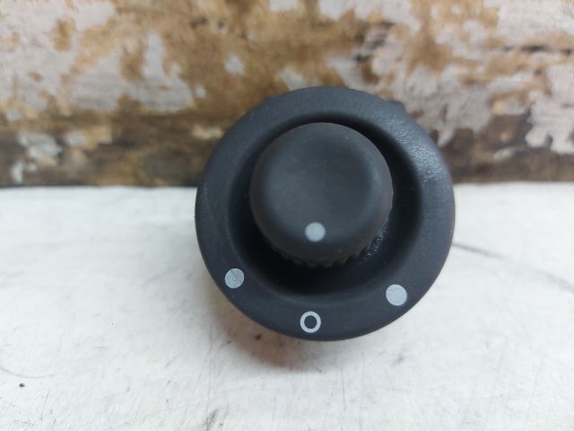 bontott DACIA DUSTER Tükör Kapcsoló