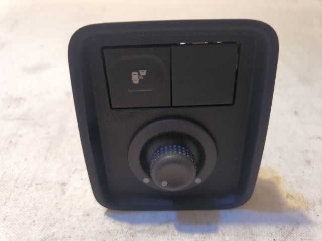 bontott DACIA DUSTER Tükör Kapcsoló