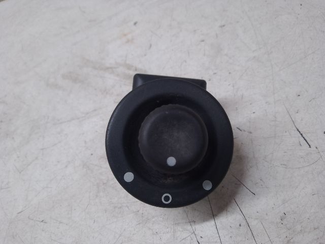 bontott DACIA DUSTER Tükör Kapcsoló