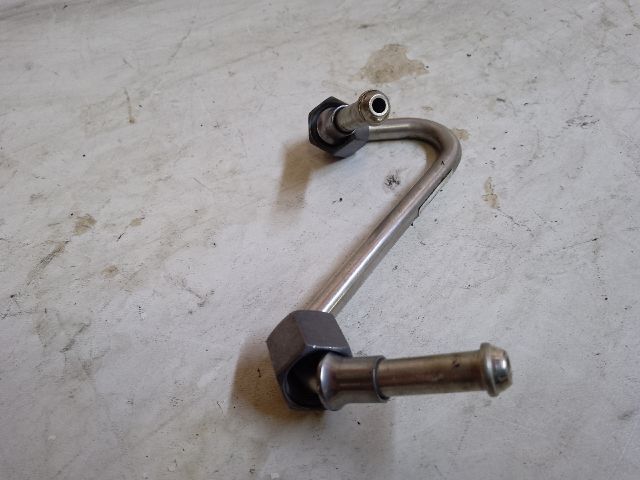 bontott DACIA DUSTER Üzemanyagcső