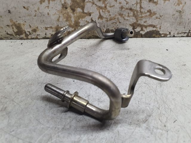 bontott DACIA DUSTER Üzemanyagcső