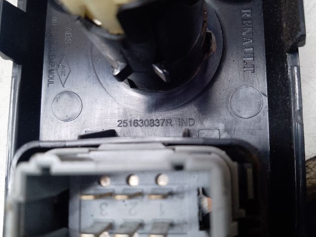 bontott DACIA DUSTER Üzemmód Választó Kapcsoló