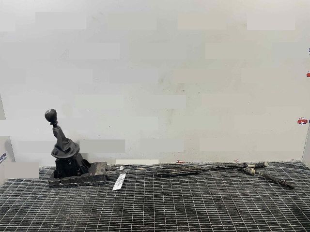 bontott DACIA DUSTER Váltógomb