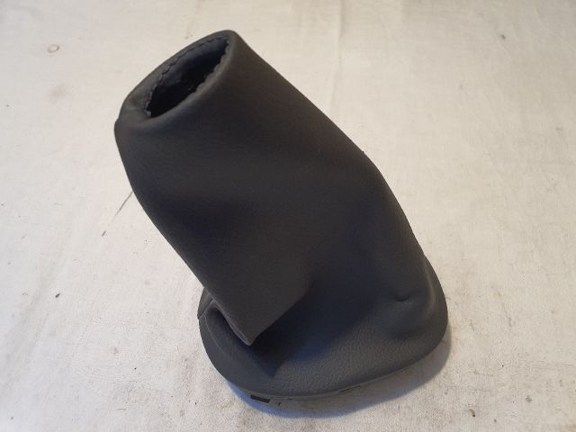 bontott DACIA DUSTER Váltószoknya