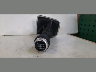 bontott DACIA DUSTER Váltószoknya