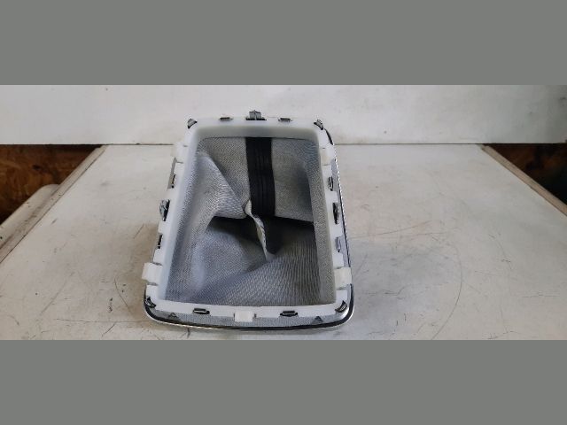 bontott DACIA DUSTER Váltószoknya