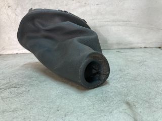 bontott DACIA DUSTER Váltószoknya