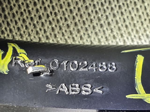 bontott DACIA DUSTER Váltószoknya