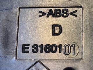 bontott DACIA DUSTER Vészvillogó Kapcsoló