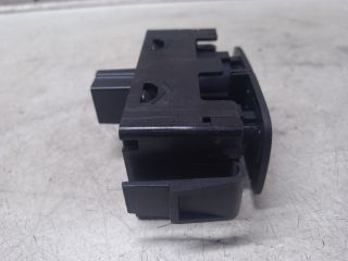 bontott DACIA DUSTER Vészvillogó Kapcsoló