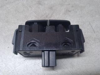 bontott DACIA DUSTER Vészvillogó Kapcsoló