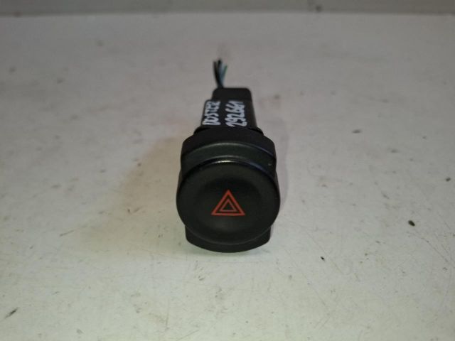 bontott DACIA DUSTER Vészvillogó Kapcsoló