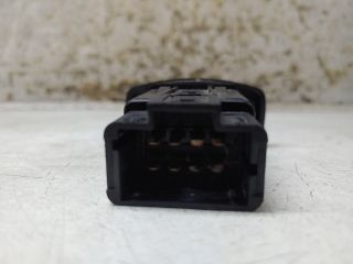 bontott DACIA DUSTER Vészvillogó Kapcsoló