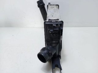 bontott DACIA DUSTER Vízhűtő Radiátor Tartó