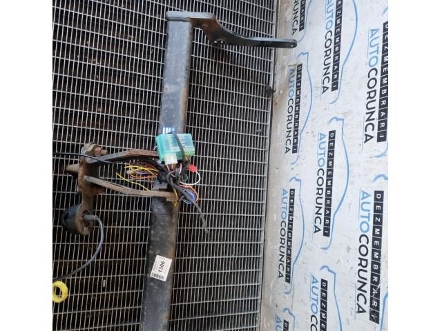 bontott DACIA DUSTER Vonóhorog