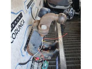 bontott DACIA DUSTER Vonóhorog