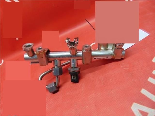 bontott DACIA JOGGER Porlasztó Sor / Híd