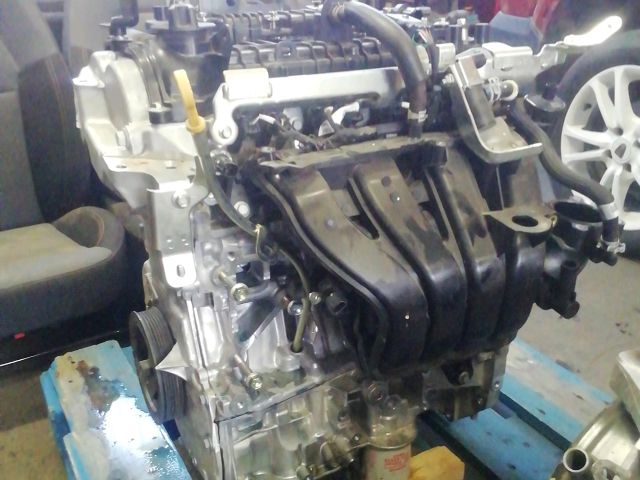 bontott DACIA JOGGER Motor (Fűzött blokk hengerfejjel)