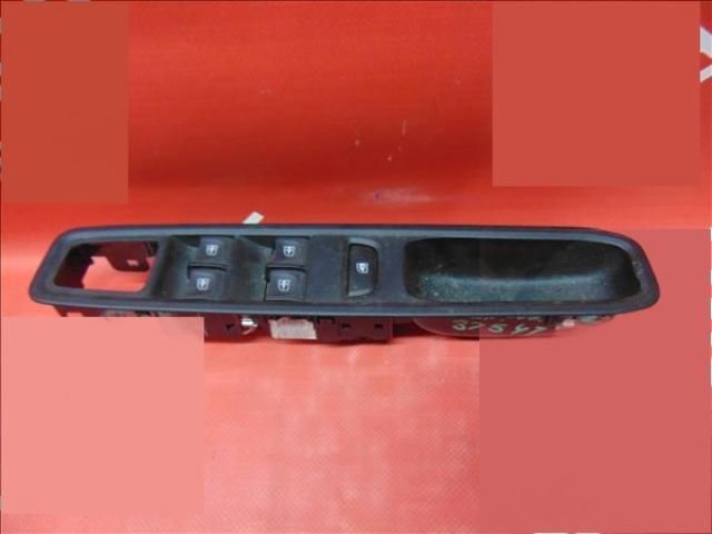 bontott DACIA JOGGER Ablakemelő Kapcsoló Négyes / Kettes