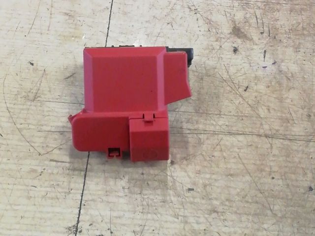 bontott DACIA JOGGER Akkumulátor Saru Fedél