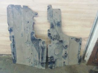 bontott DACIA JOGGER Alsó Padlólemez Burkolat