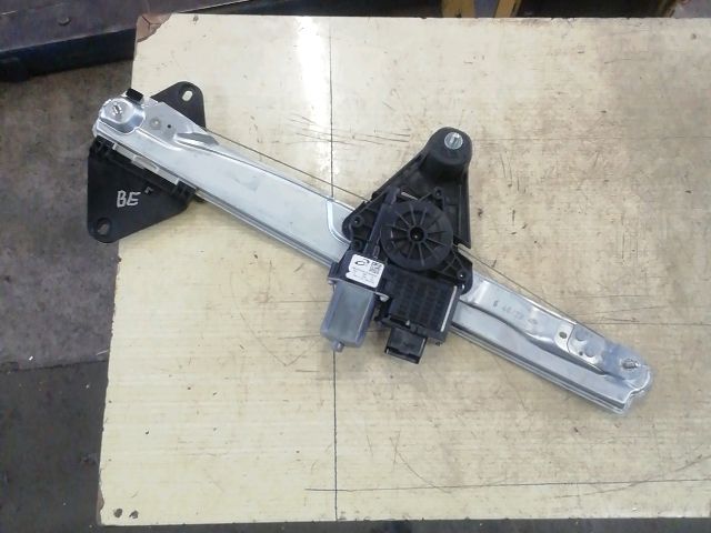 bontott DACIA JOGGER Bal első Ablakemelő Szerkezet (Elektromos)