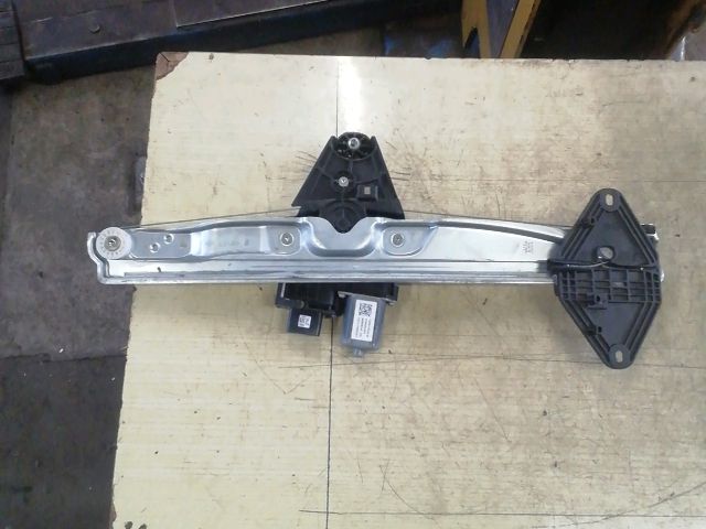 bontott DACIA JOGGER Bal első Ablakemelő Szerkezet (Elektromos)