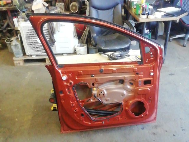 bontott DACIA JOGGER Bal első Ajtó (Üres lemez)