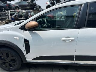 bontott DACIA JOGGER Bal első Ajtó (Üres lemez)