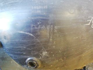 bontott DACIA JOGGER Bal első Első Dobbetét (Kerékjárati, Műanyag)