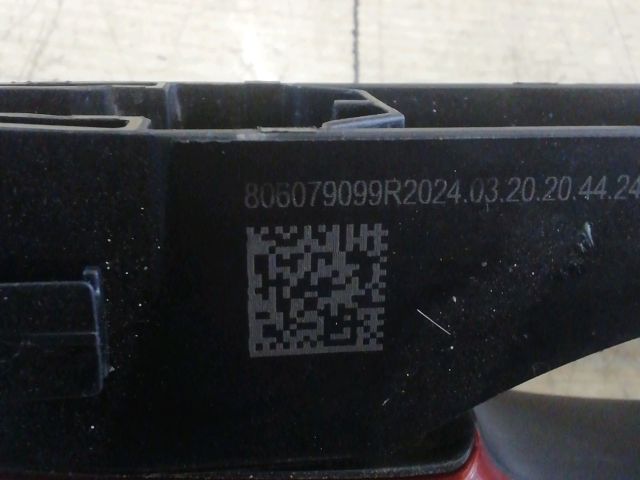 bontott DACIA JOGGER Bal első Külső Kilincs