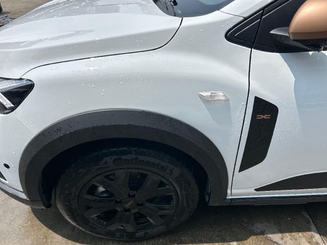 bontott DACIA JOGGER Bal első Sárvédő