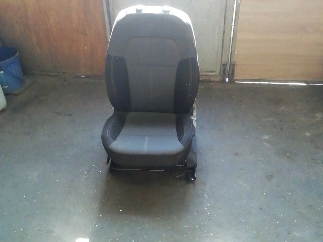 bontott DACIA JOGGER Bal első Ülés