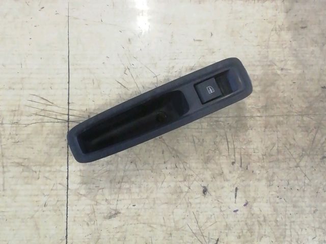 bontott DACIA JOGGER Bal hátsó Ablakemelő Kapcsoló
