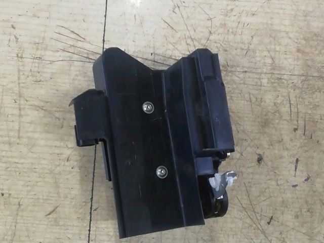 bontott DACIA JOGGER Bal hátsó Ajtózár