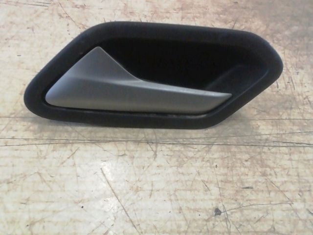 bontott DACIA JOGGER Bal hátsó Belső Kilincs