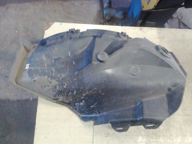 bontott DACIA JOGGER Bal hátsó Hátsó Dobbetét (Kerékjárati, Műanyag)