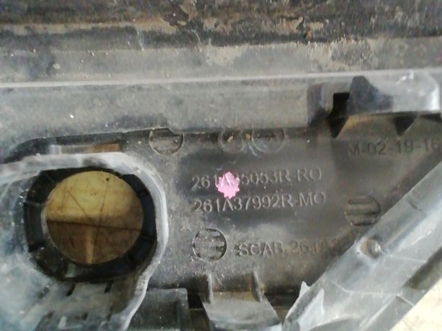 bontott DACIA JOGGER Bal Ködlámpa Rács