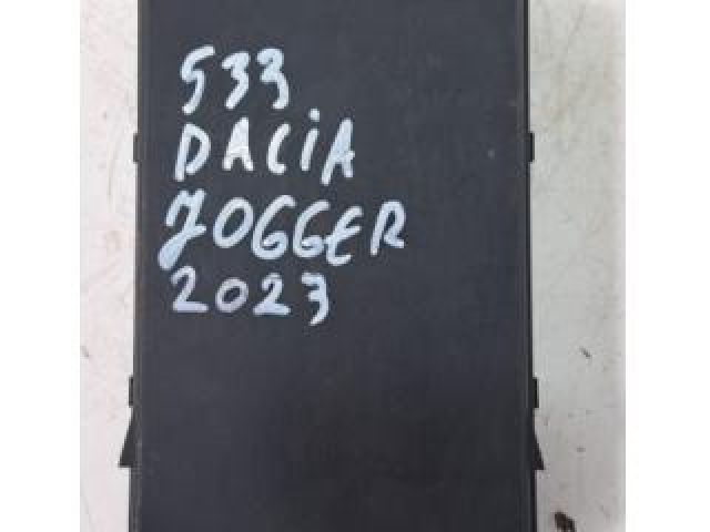 bontott DACIA JOGGER Biztosítéktábla Utastér