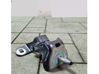 bontott DACIA JOGGER Csomagtérajtó Jobb Zsanér