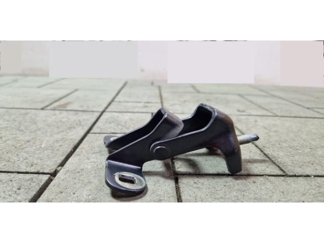 bontott DACIA JOGGER Csomagtérajtó Jobb Zsanér