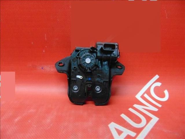 bontott DACIA JOGGER Csomagtérajtó Zárszerkezet