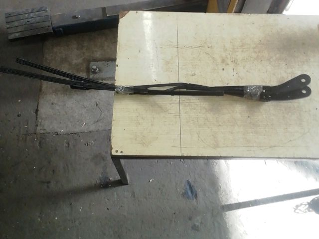 bontott DACIA JOGGER Első Ablaktörlő Kar