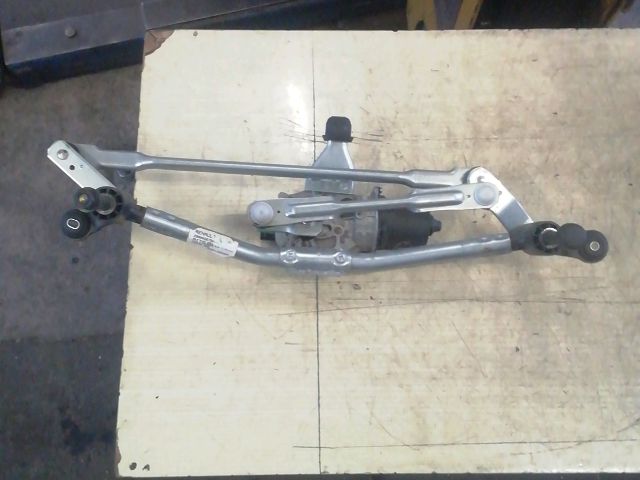 bontott DACIA JOGGER Első Ablaktörlő Szerkezet Motorral