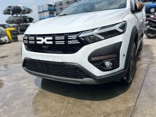 bontott DACIA JOGGER Első Lökhárító (Részeivel)