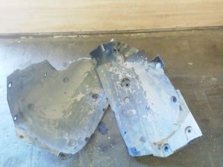 bontott DACIA JOGGER Jobb első Első Dobbetét (Kerékjárati, Műanyag)