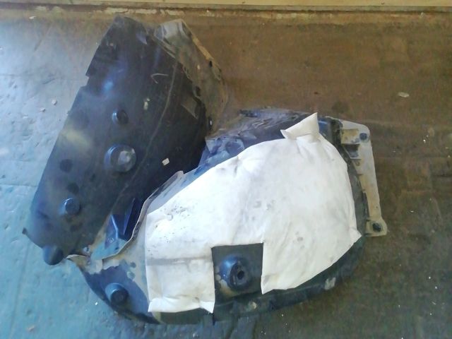 bontott DACIA JOGGER Jobb első Első Dobbetét (Kerékjárati, Műanyag)