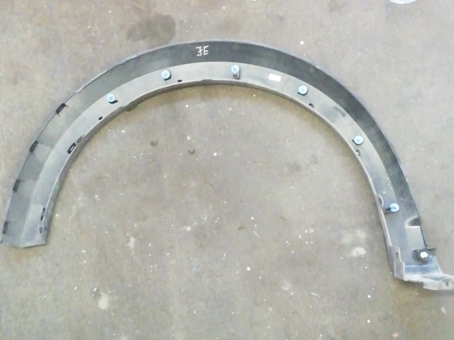 bontott DACIA JOGGER Jobb első Sárvédő Díszléc