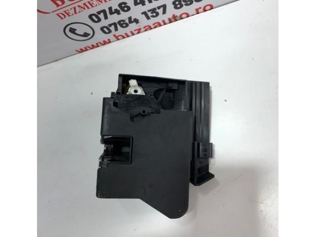 bontott DACIA JOGGER Jobb hátsó Ajtózár